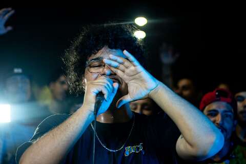 Medeirozz fez do rap um ref&uacute;gio e transformou a timidez em arte 