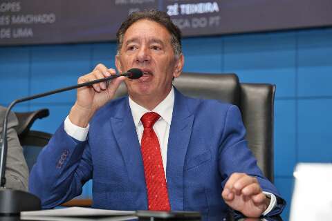 Gravata nova vira homenagem a deputado infartado
