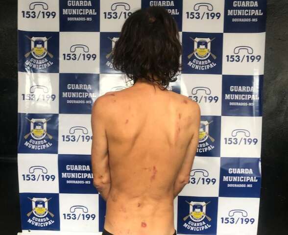 Paciente que destruiu UPA feriu mulher ao atingi-la com cadeira de rodas
