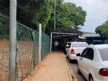 Entre t&aacute;xi e aplicativo, bolso do passageiro define a prefer&ecirc;ncia