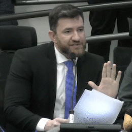 Em relat&oacute;rio pr&oacute;prio, vereador pede interven&ccedil;&atilde;o imediata na concess&atilde;o de &ocirc;nibus 
