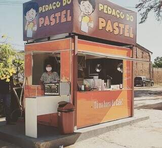 Pastel de carreteiro &eacute; homenagem de Eliza aos motoristas fofoqueiros