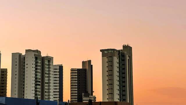 Calor&atilde;o deve durar at&eacute; domingo em MS, com frio a partir do 1&ordm; dia da primavera