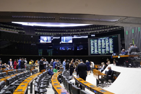 Bancada de MS mant&eacute;m voto secreto na PEC da Blindagem e texto vai ao Senado