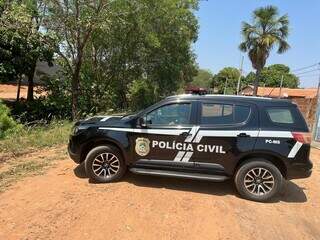 Produtor de mandioca tenta pegar &aacute;gua em c&oacute;rrego, escorrega e morre afogado