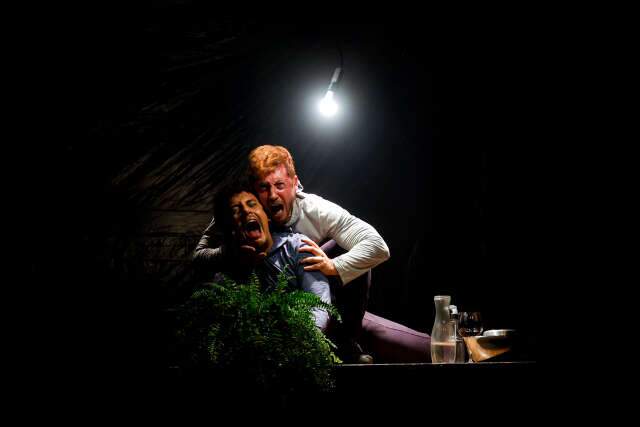 Festival de Teatro abre com casa cheia e segue hoje com espet&aacute;culos