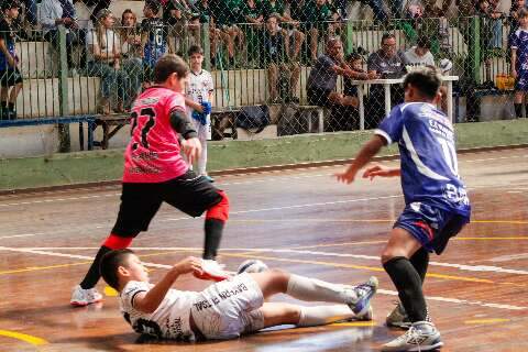 Rodada da Copa Pelezinho re&uacute;ne equipes de 4 cidades neste s&aacute;bado