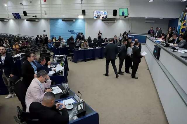 Acabou a festa: vereador n&atilde;o cria mais &ldquo;dia disso e daquilo&rdquo; 