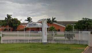 Clínica psiquiátrica acumula dívida de R$ 5,7 milhões com donos de antigo hotel Clínica psiquiátrica acumula dívida de R$ 5,7 milhões com donos de antigo hotel