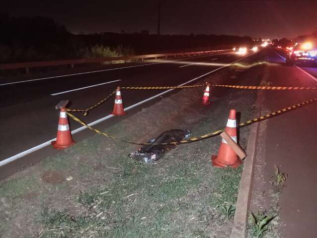 Pedestre &eacute; arremessado a 100 metros ao ser atropelado na BR-163