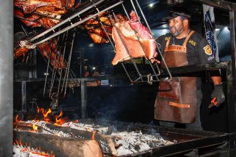 Festival da Carne tem desde pirulito de porchetta at&eacute; jacar&eacute; e avestruz