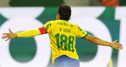 Palmeiras goleia o Fortaleza e assume vice-lideran&ccedil;a do Brasileir&atilde;o