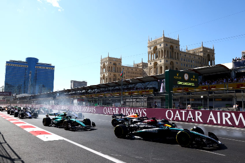 Max Verstappen garante pole em classifica&ccedil;&atilde;o ca&oacute;tica do GP do Azerbaij&atilde;o