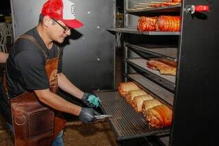 Festival da Carne tem desde pirulito de porchetta at&eacute; jacar&eacute; e avestruz