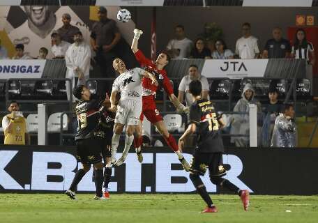 Santos supera reservas do S&atilde;o Paulo e encerra s&eacute;rie sem vit&oacute;rias no Brasileir&atilde;o