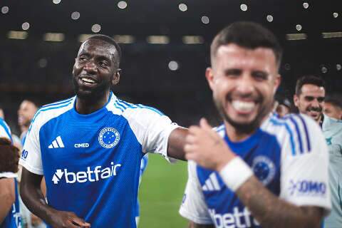 Cruzeiro vira sobre Red Bull Bragantino e assume vice-lideran&ccedil;a do Brasileir&atilde;o