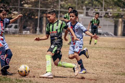 N&aacute;utico conquista t&iacute;tulo do Festival de Futebol Amador Sub-9 em Campo Grande