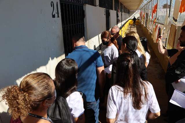 Superlota&ccedil;&atilde;o cr&ocirc;nica: pres&iacute;dio tem 624 detentos em lugar com 176 vagas