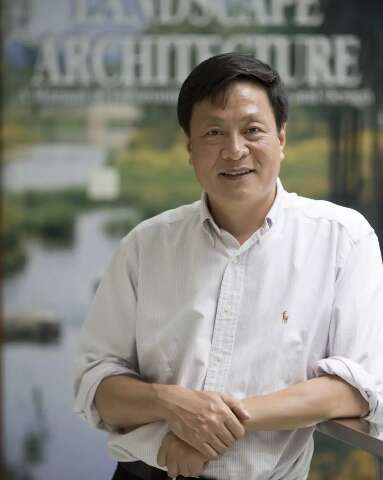 Exame necrosc&oacute;pico de arquiteto &eacute; adiado em respeito &agrave;s tradi&ccedil;&otilde;es chinesas