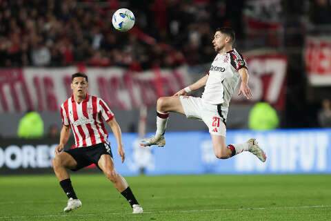 Flamengo bate Estudiantes nos p&ecirc;naltis e avan&ccedil;a na Libertadores