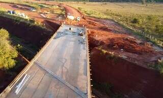 Sem dinheiro do PAC, obras rodovi&aacute;rias atrasam e inibem competitividade de MS