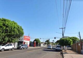 Moradores e comerciantes do Taveir&oacute;polis sofrem com rotina de queda de energia