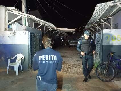 Homem foi morto pelo amigo com tiro de espingarda ao tentar defender vizinho