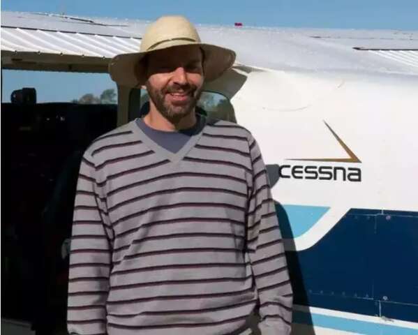 Piloto &eacute; identificado por DNA do filho e corpo &eacute; 1&ordm; liberado para vel&oacute;rio 