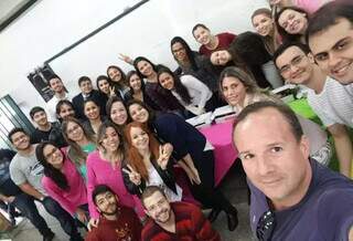 Wedney partiu, mas n&atilde;o deixou sala de aula e pol&iacute;cia, mesmo com c&acirc;ncer