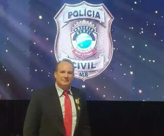 Wedney partiu, mas n&atilde;o deixou sala de aula e pol&iacute;cia, mesmo com c&acirc;ncer