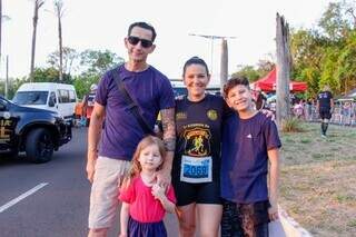 Pol&iacute;cia Federal re&uacute;ne 700 pessoas em 1&ordf; corrida de rua em Campo Grande
