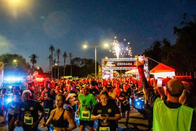 Pol&iacute;cia Federal re&uacute;ne 700 pessoas em 1&ordf; corrida de rua em Campo Grande