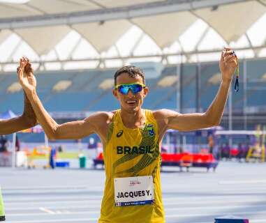 Primeira medalha do Brasil no Paral&iacute;mpico &eacute; de Yeltsin Jacques nos 5.000m