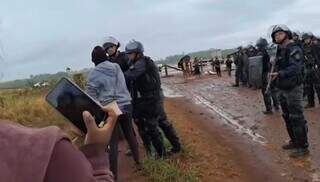 Tens&atilde;o volta &agrave; fazenda, onde Guarani-Kaiow&aacute;s permanecem acampados