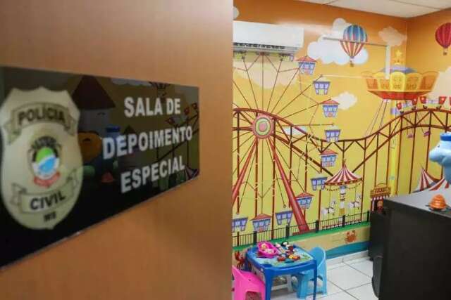 M&atilde;e arromba abrigo, pega beb&ecirc; de 1 ano e &eacute; presa em Campo Grande