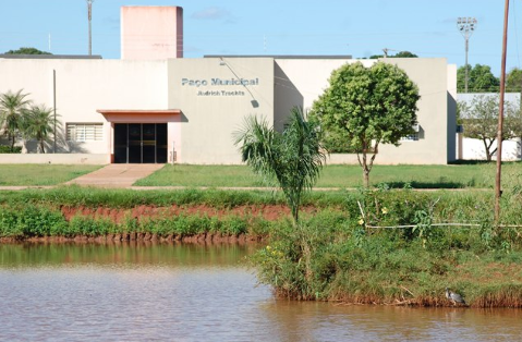 Prefeitura e C&acirc;mara abrem concursos com sal&aacute;rios de at&eacute; R$ 16,8 mil