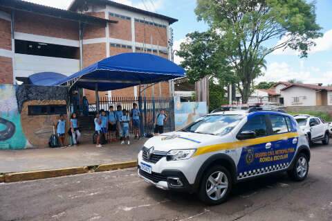 Prefeitura compra R$&nbsp;331 mil em coletes e anuncia mais 15 viaturas para a GCM