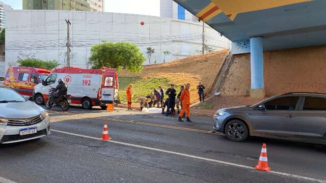 Homem sai do hospital e morre ao cair de viaduto da Avenida Afonso Pena 