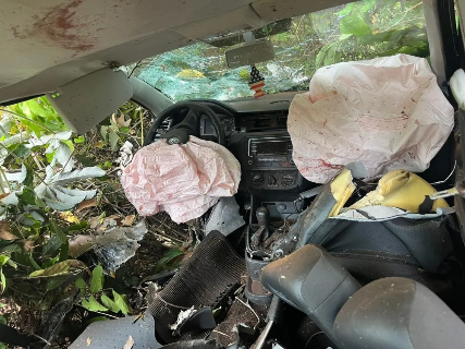 Motorista morre ao bater carro contra guard-rail na MS-040