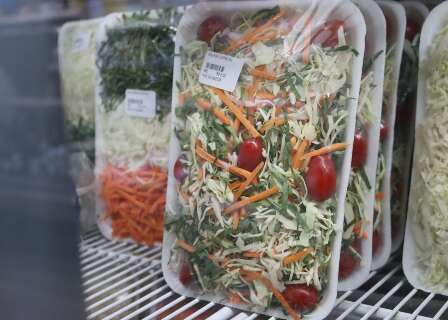 Frutas e verduras &ldquo;fora do padr&atilde;o&rdquo; s&atilde;o salvas por produtores e comerciantes