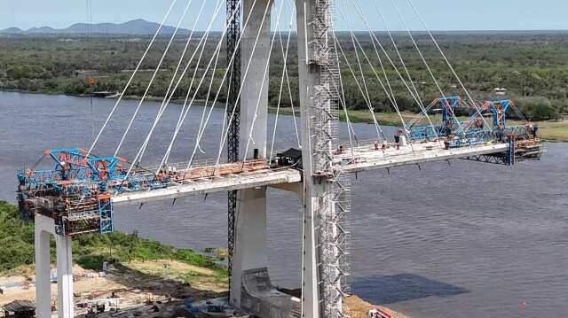 Decreto que permite atua&ccedil;&atilde;o no Mercosul sem validar diploma &eacute; aprovado