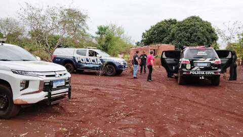 Homem &eacute; morto com pauladas na cabe&ccedil;a ap&oacute;s amea&ccedil;ar a pr&oacute;pria m&atilde;e com fac&atilde;o