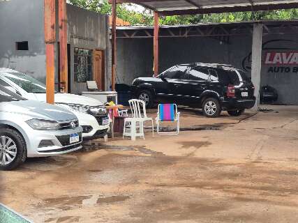 Fac&ccedil;&atilde;o espalha medo e procura c&acirc;meras que registraram duplo homic&iacute;dio