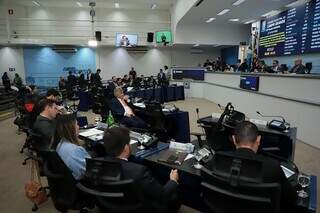 Vereadores aprovam revoga&ccedil;&atilde;o de incentivos fiscais a tr&ecirc;s empresas da Capital 