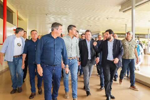 Durante visita de Santiago Pe&ntilde;a, JBS anuncia US$ 70 milh&otilde;es no Paraguai 