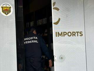 Lojas de celulares s&atilde;o alvos de esquema que emitiu R$ 18 milh&otilde;es em notas frias