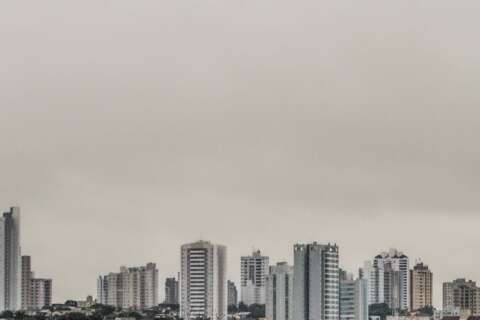 Capital tem c&eacute;u nublado e calor deve predominar no fim de semana