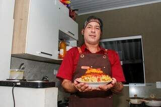Acaraj&eacute; ganhou vers&atilde;o com mais 1 kg e Marcelo garante ser o maior de MS