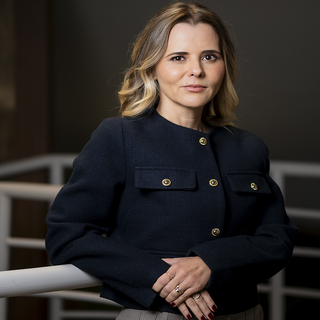 M&eacute;dica destaca: a est&eacute;tica deve real&ccedil;ar, e n&atilde;o padronizar