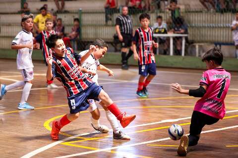 Copa Pelezinho retorna neste s&aacute;bado com cinco cl&aacute;ssicos no futsal